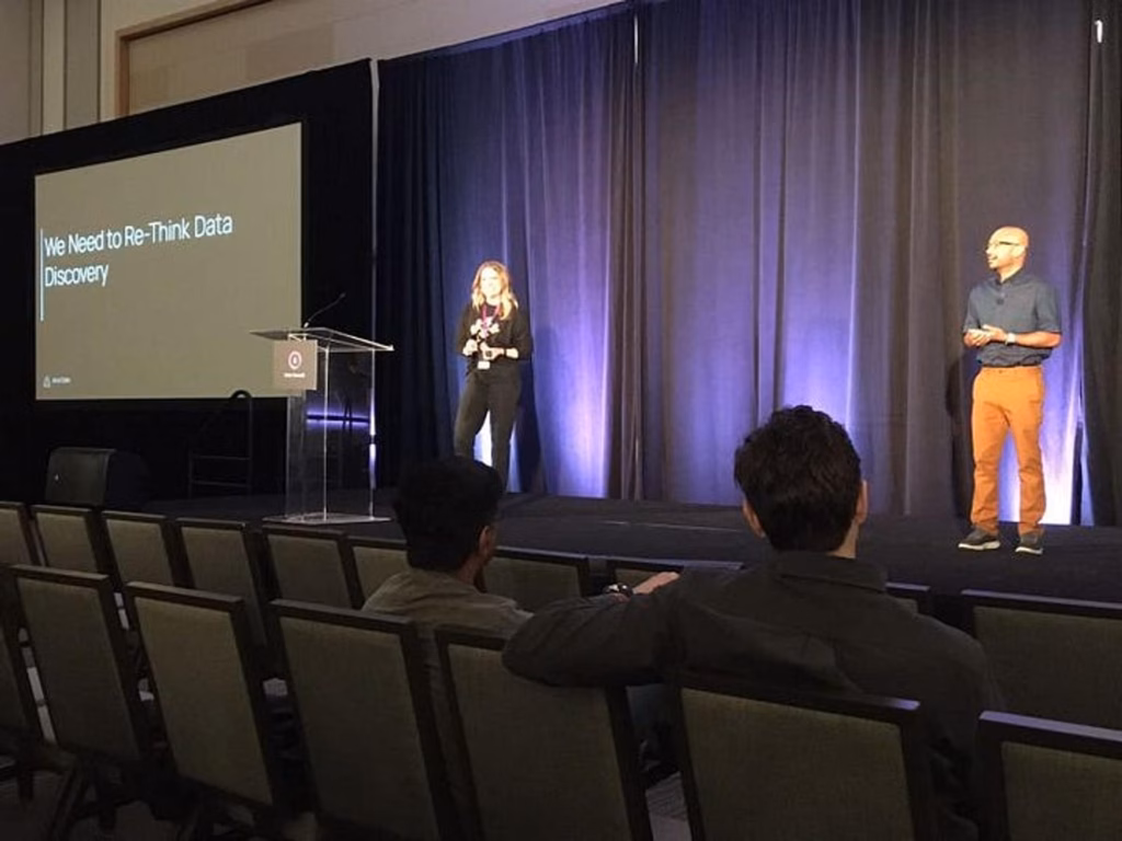 Maggie & Shirshanka taking the stage at Data Council: Austin