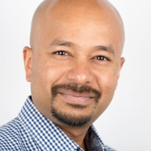Headshot of Shirshanka Das