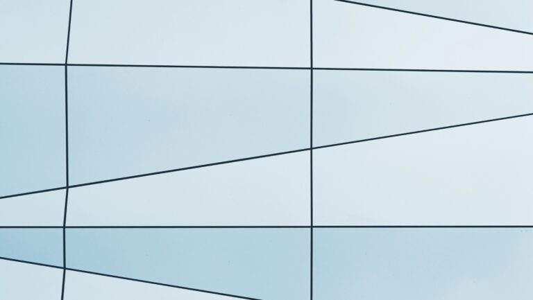 Data Lineage Tracking: Why Coverage Stops at the System Boundary